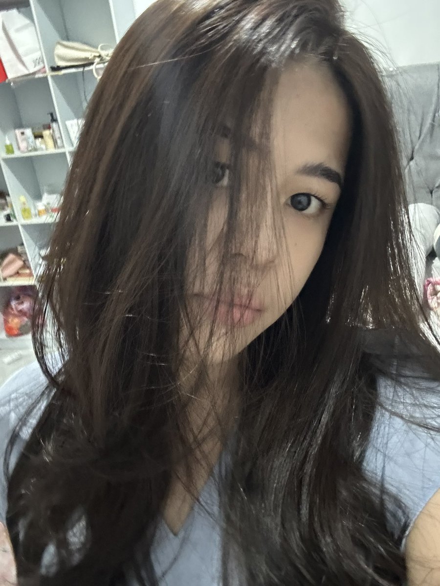 taanagers's tweet photo. my rambut new hair jebret baru gue 🤷🏻‍♀️🌹 https://t.co/Ujl75kSWI3