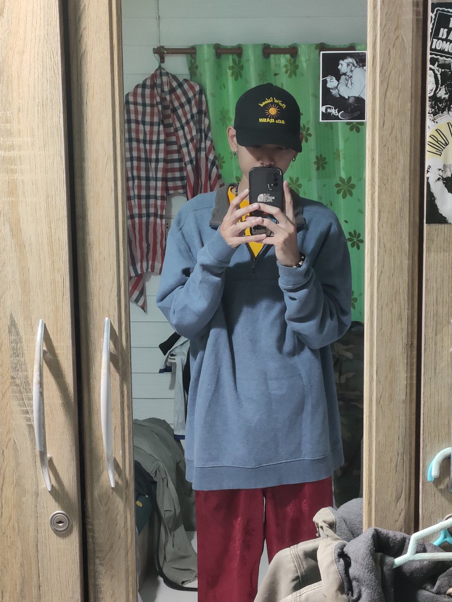 Kaem6557's tweet photo. 🤪#นครปฐม https://t.co/f9C1RswsuS