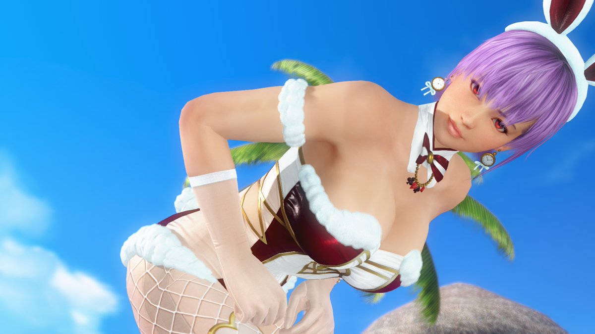 AYANE_DOA_PSO2's tweet photo. あやねさん、中腰で修行中？！
ロマンがあるポーズでもあるねｗ
#doaxvv　#あやね https://t.co/Zclh9hPd1w