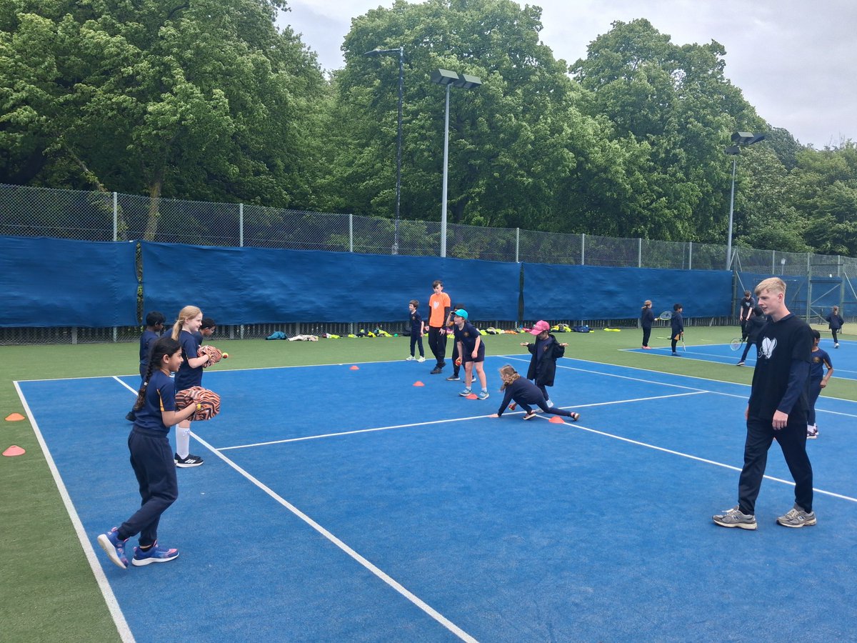 TraffordSSP's tweet photo. Well it was fun whilst it lasted! Y3/4 Tennis skills festival this afternoon hosted by @SaleSports  with the fantastic Sport Leaders @TCGGlobally rudely interupted by a torrential downpour! Well done to all schools &amp; participants for giving it a go👍🎾 https://t.co/o6qbSBTxbQ