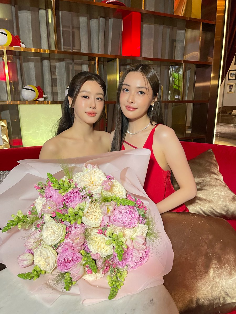 OomBam_CH3's tweet photo. มองยังไงก็เหมาะกันมากจริง ๆ 🐧🦭🥰

GALA POSSESSED X OOMEIS
#กาล่าผีเข้าxอุ้มอิษยา
#OomBam #อุ้มแบม https://t.co/3PlcaSYmrS