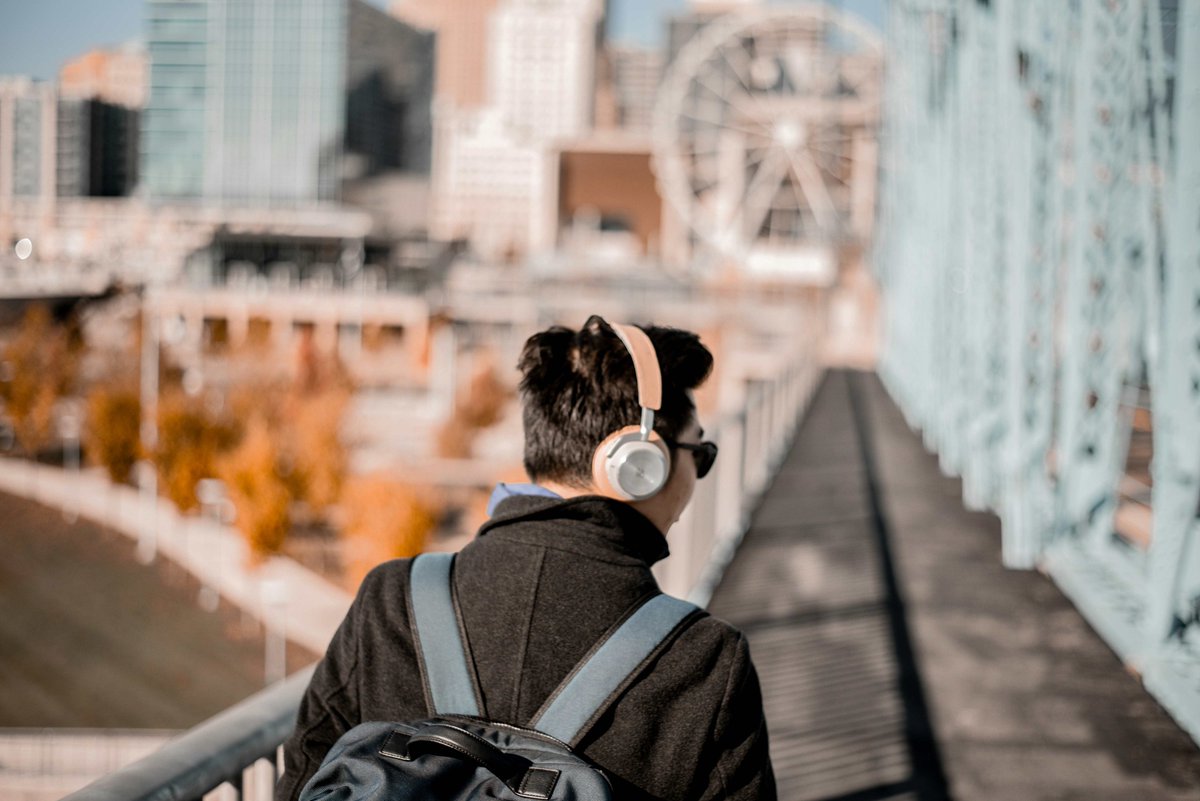 musicenhances's tweet photo. The Hidden Power of Musical Daydreams โ and the Neuroscience Behind Them; with Elizabeth Margulis, PhD
https://t.co/Ac9ImSN5VI
#Daydream #Music #Neuroscience #NewBook #MusicAndMemory #Creativity #MusicForLife @LiverightPub @wwnorton @psycheloui https://t.co/2uEDWgclXV