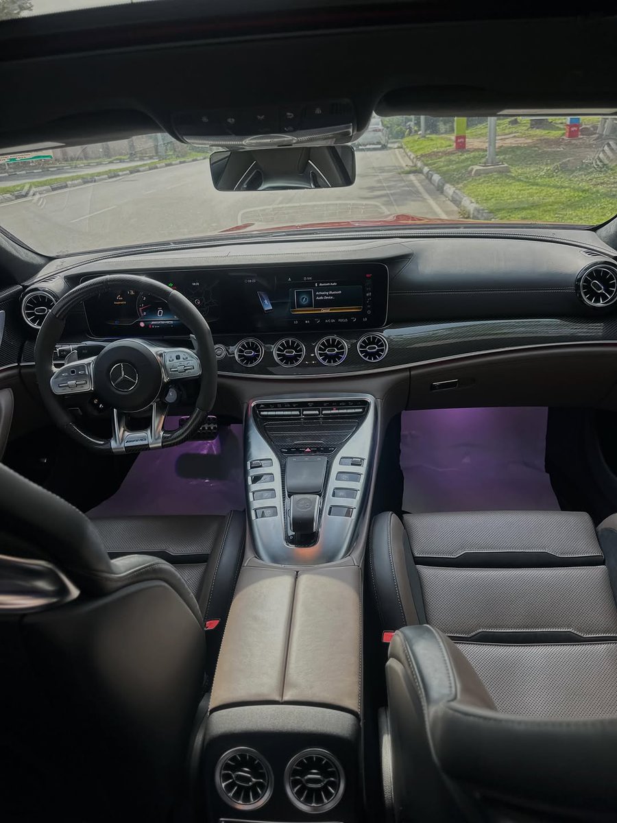 LuxuryMercedes's tweet photo. Mercedes AMG GT63S 
Volume 4.0 L
Power 639 LS 
Consumption 11.3 L
Drive unit 4Wd 
Acceleration time 0-100 km /h 3.2 sec https://t.co/REjjKarpwG