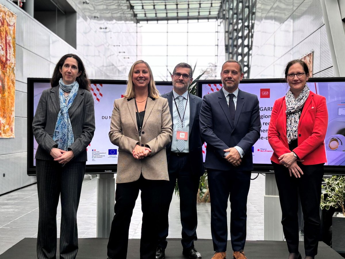 CEA_Officiel's tweet photo. #cerveau 🧠 | Inauguration de nouveaux équipements d'imagerie de l'infrastructure de recherche NeuroSpin, une plateforme de pointe dédiée à l'étude du cerveau. ​
Réponse aux troubles de l'apprentissage, exploration du cerveau de façon inédite, + d'infos  👉https://t.co/jRJpvJQ8CV https://t.co/dHO5fJu8pY