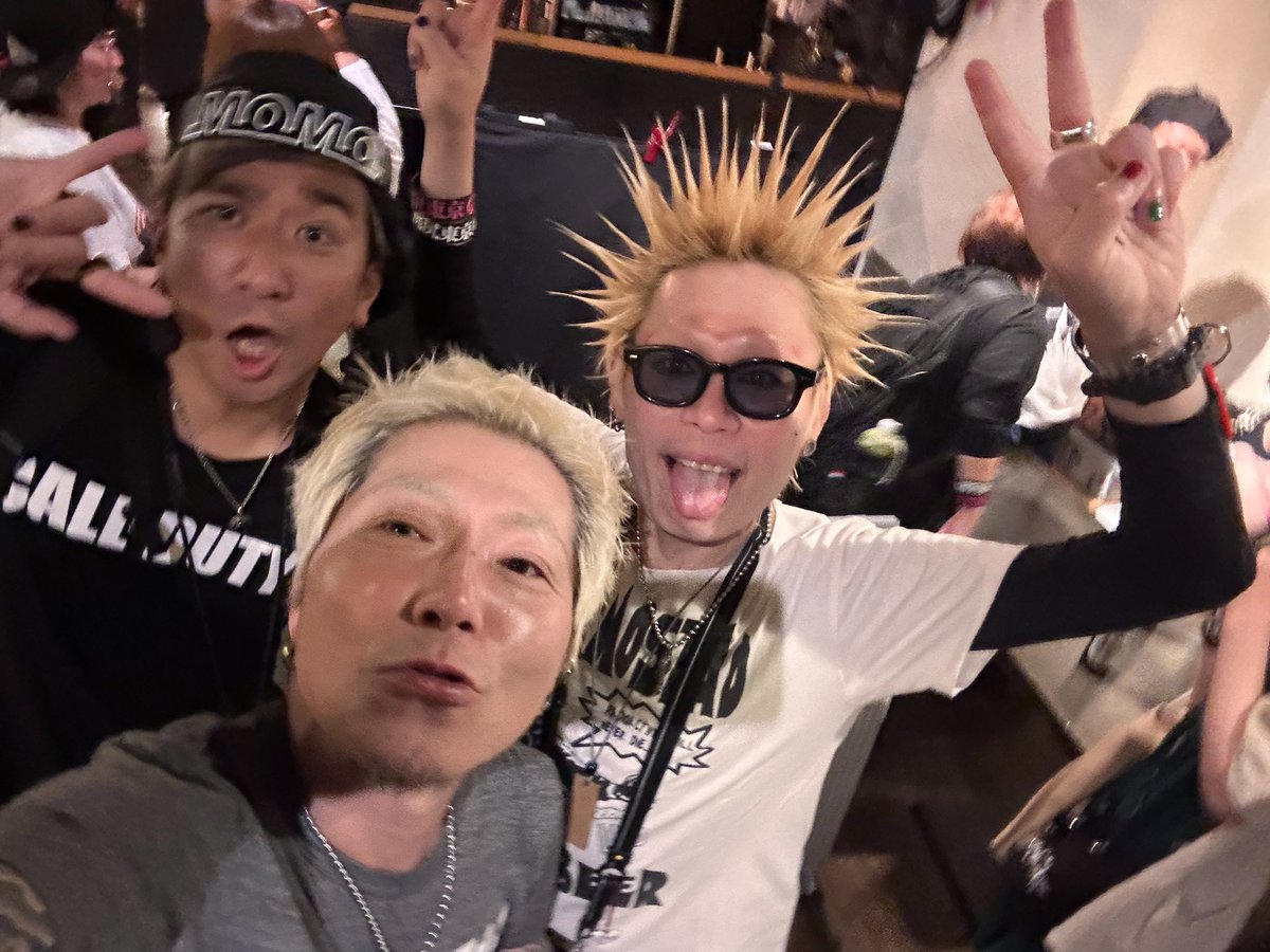 THERMOSTAD's tweet photo. 2026.5.17@渋谷LUSH
【LIFE WAR ver.2.0】

遊びに来てくださった皆さま！
LIFES、THE DIGITAL CITY JUNKIES、桃尻東京テレビジョン…の皆さま！
DJしんたろーさん、やまてぃー！
渋谷LUSHのチカラさん、スタッフさん！
スタッフやっちさん、カメラマンよしぞーさん！

Thanx very much!!! https://t.co/QehJdomeB9