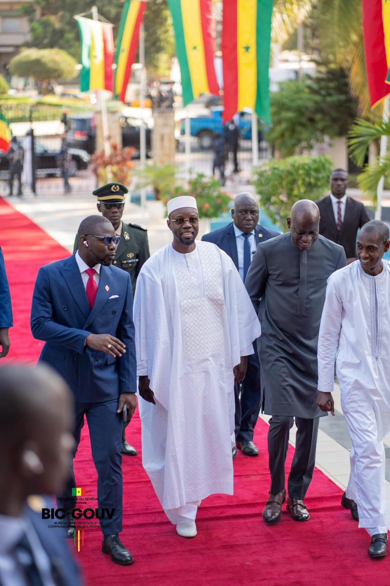 LayeSeckSeckFCB's tweet photo. ‼️Le Premier ministre Ousmane Sonko est attendu à l’hémicycle ce vendredi 22 mai 2026.

🇸🇳❤️🔥 https://t.co/aw5Jpnl2Hi