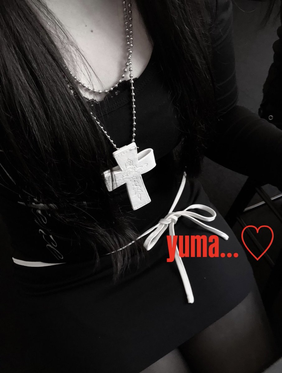 ✦ tweet media