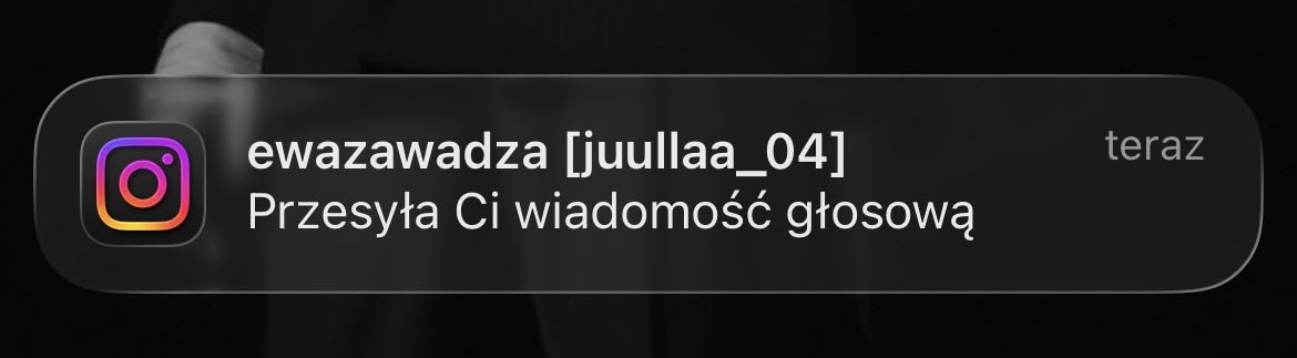 _julaa04_'s tweet photo. Nikt i nic Ewa wysyłająca mi glosowke pierwszy raz😭😭 https://t.co/iSkChyYAKt