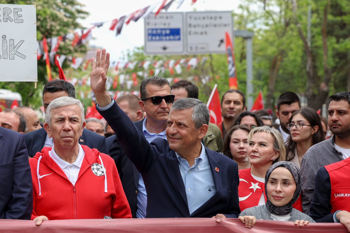 Barış Övgün tweet media