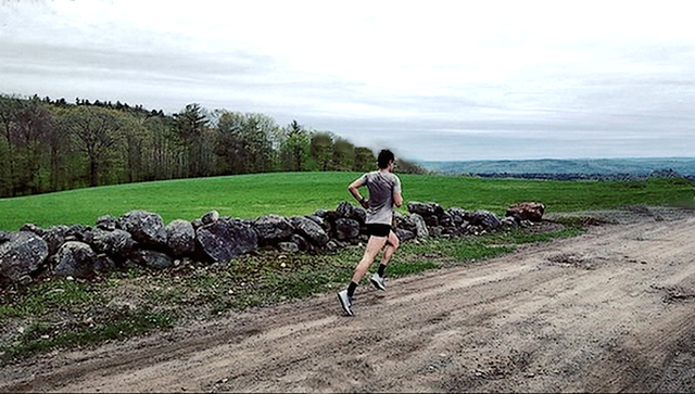 SalzAlan's tweet photo. Morning Run! Ran on the Old Farm Road. In the 90s today. Ran 6.4 miles in 40m:17s. No shirt from now on! Feels like summer!
#Running #HotDay #GoodRun #RunningFitness https://t.co/1FYQeacgM3