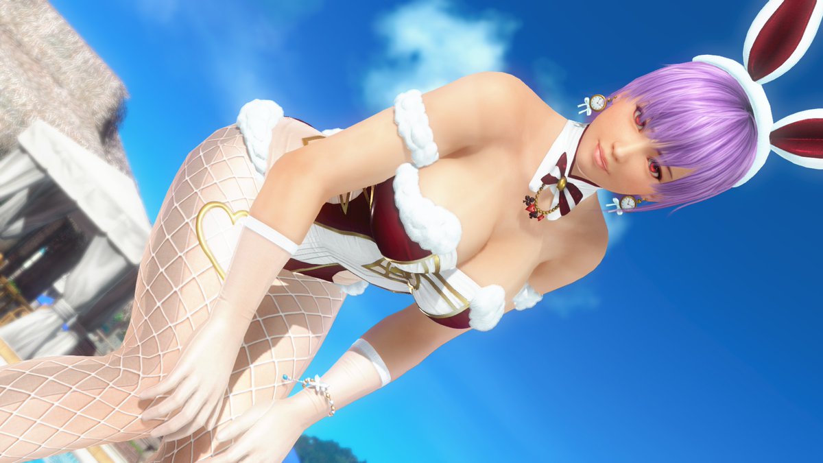AYANE_DOA_PSO2's tweet photo. あやねさん、中腰で修行中？！
ロマンがあるポーズでもあるねｗ
#doaxvv　#あやね https://t.co/Zclh9hPd1w