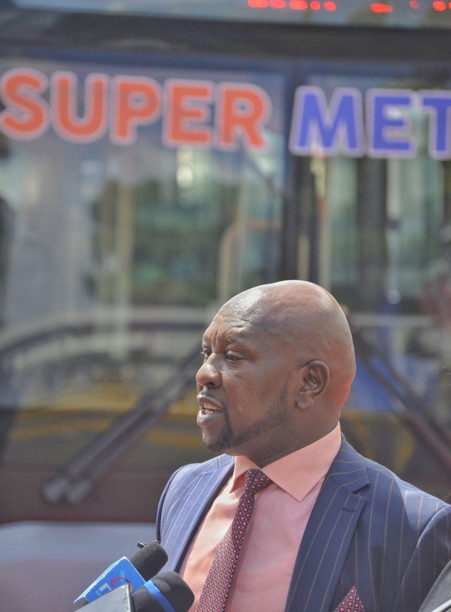 SuperMetro 🚌 tweet media