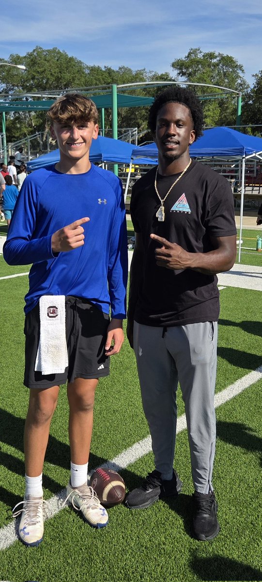 JaxLil2's tweet photo. Had a great weekend at the @C3Elite7v7 camp in Gulf Breeze this weekend! Got to work with big bro @SwainVicari! Always thankful for opportunity and we keep grindin!
#c3elite #expectgreatness #gococks https://t.co/OTQtRHiZoA