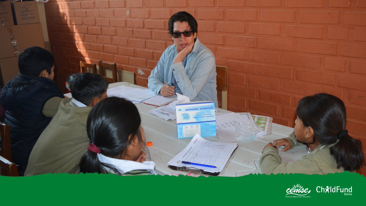 CemseCochabamba's tweet photo. 🎒🌱 En la U.E. San Crispín se realizó la validación del prototipo de la Mochila EcoGuardianes con contenido de #RRD y #WASH.💧♻️

#CEMSE #ChildFund #EcoGuardianes #Educación #Participación #Prevención https://t.co/MAFIA5pZKg