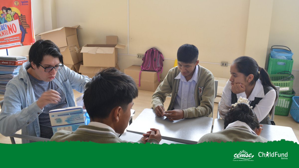 CemseCochabamba's tweet photo. 🎒🌱 En la U.E. San Crispín se realizó la validación del prototipo de la Mochila EcoGuardianes con contenido de #RRD y #WASH.💧♻️

#CEMSE #ChildFund #EcoGuardianes #Educación #Participación #Prevención https://t.co/MAFIA5pZKg