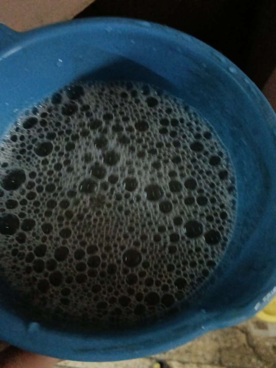 vandanavandy20's tweet photo. @gupta_rekha @p_sahibsingh @goelmeenu63 Below attached image type of drinking water we are receiving from @MCD_Delhi from last one month..in 1 hour of supply half of time received clean and other half sewage water, how can we get to know the clean water is also clean or not..and these was the problem in the entire area https://t.co/KMmOQhz3i1