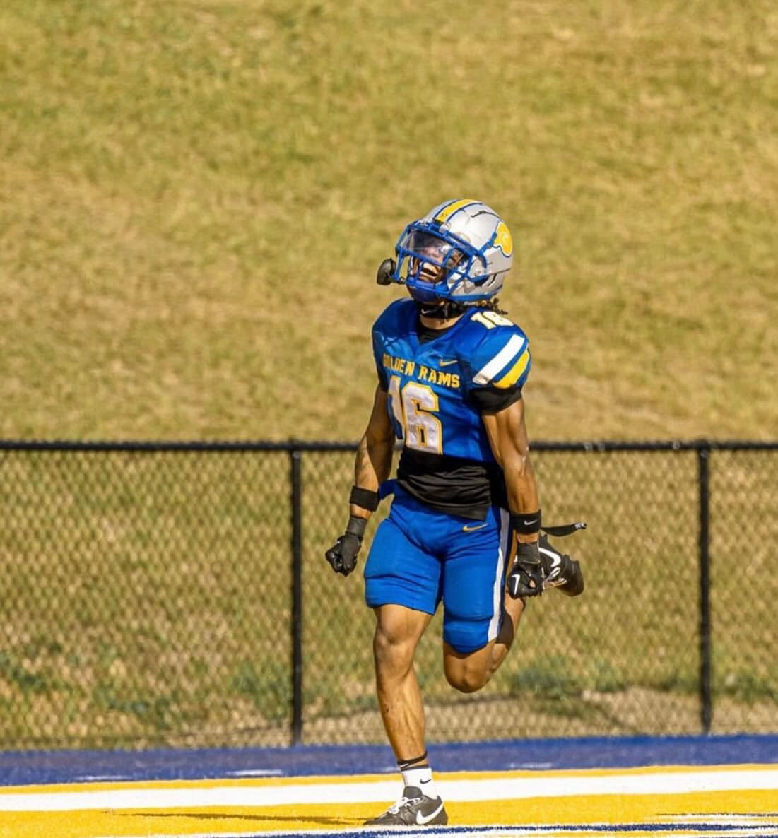 DurielHill4's tweet photo. blessed to receive to first official offer from the @ASUGoldenRamsFB @TvilleDogsFB @CoachBowser2 @RecruitGeorgia @ChadSimmons_ https://t.co/YhRMsFUaxY