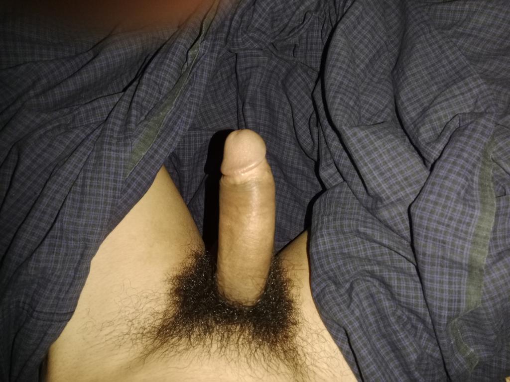 MyoLinnTun1's tweet photo. Take a lick ? https://t.co/rFy4EfSi3O