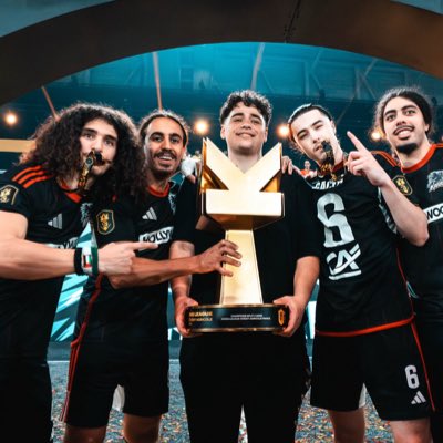 m_gacem8's tweet photo. #NouvellePhotoDeProfil https://t.co/8nBKs8Lpi5