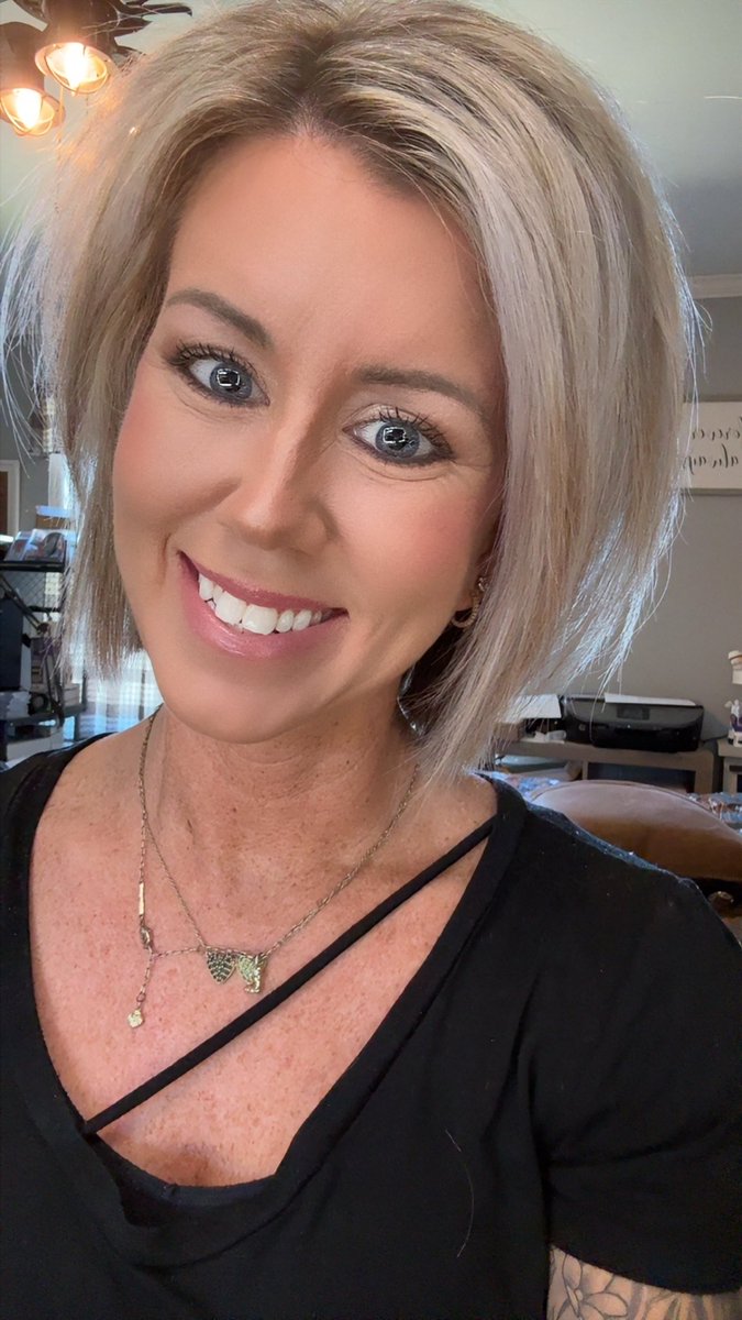 Linsey tweet media