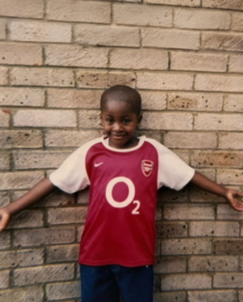 TobiOlasupo's tweet photo. The boy who watched the invincibles

The man who waited 22 years
🔴⚪️ https://t.co/HM2VBSMNqm