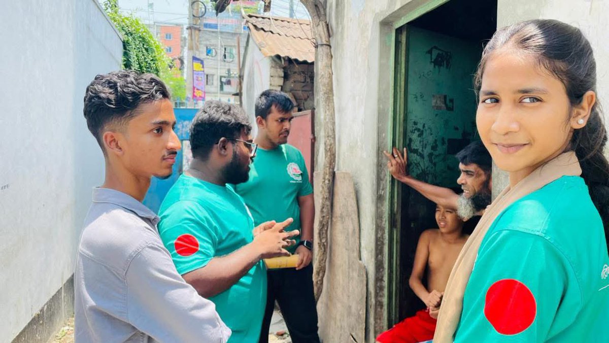 UNIDOBD's tweet photo. The household-level Source Segregation Practice Campaign is underway in Narayanganj and Barishal with support from BD Clean. ♻️
Through direct community engagement, the campaign is promoting waste segregation at source and raising awareness on reducing plastic leakage. https://t.co/rXQzYu2UYI