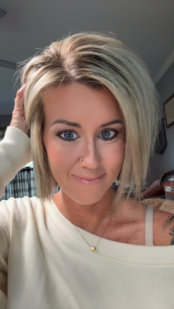 Linsey tweet media