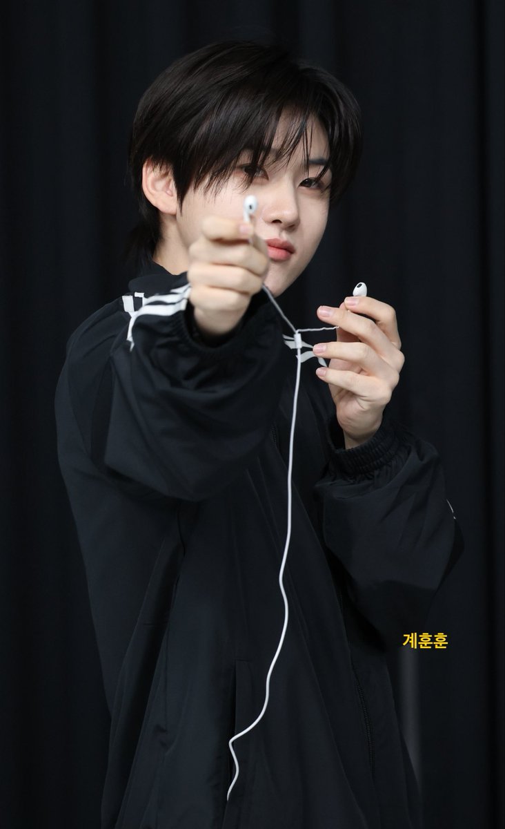 계훈훈 tweet media