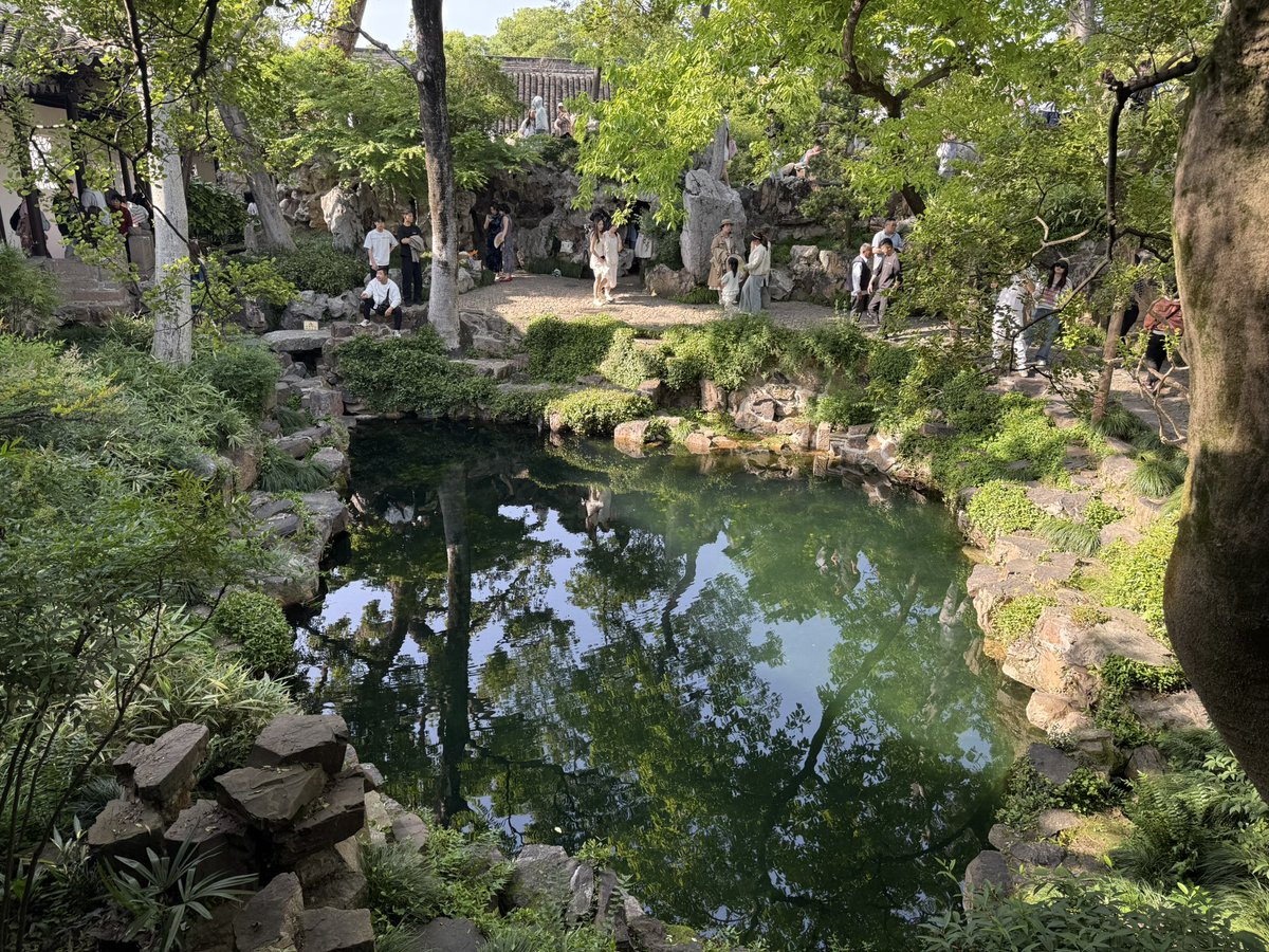 knighttreecat's tweet photo. 跟着树猫游中国🐱🐱——中国江苏，苏州沧浪亭。#ChinaTravel #中国旅游 https://t.co/axibmQeJWr