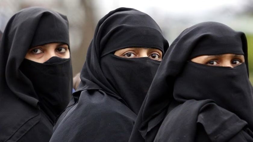 Anonno2020's tweet photo. @GuzKhanOfficial Like these cowards who won't show their faces? https://t.co/NwebG4VYfn