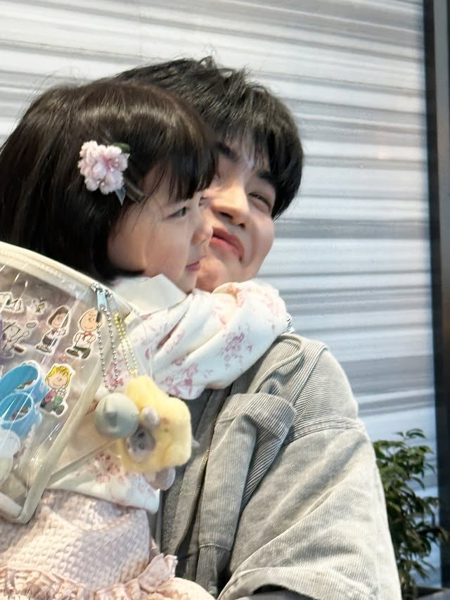 💌 tweet media
