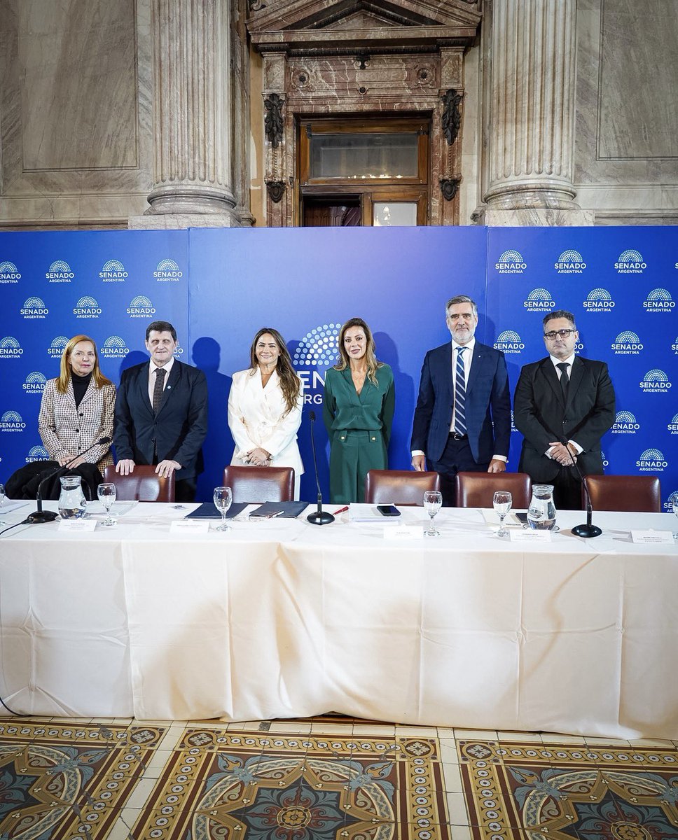 Flavia Royon tweet media