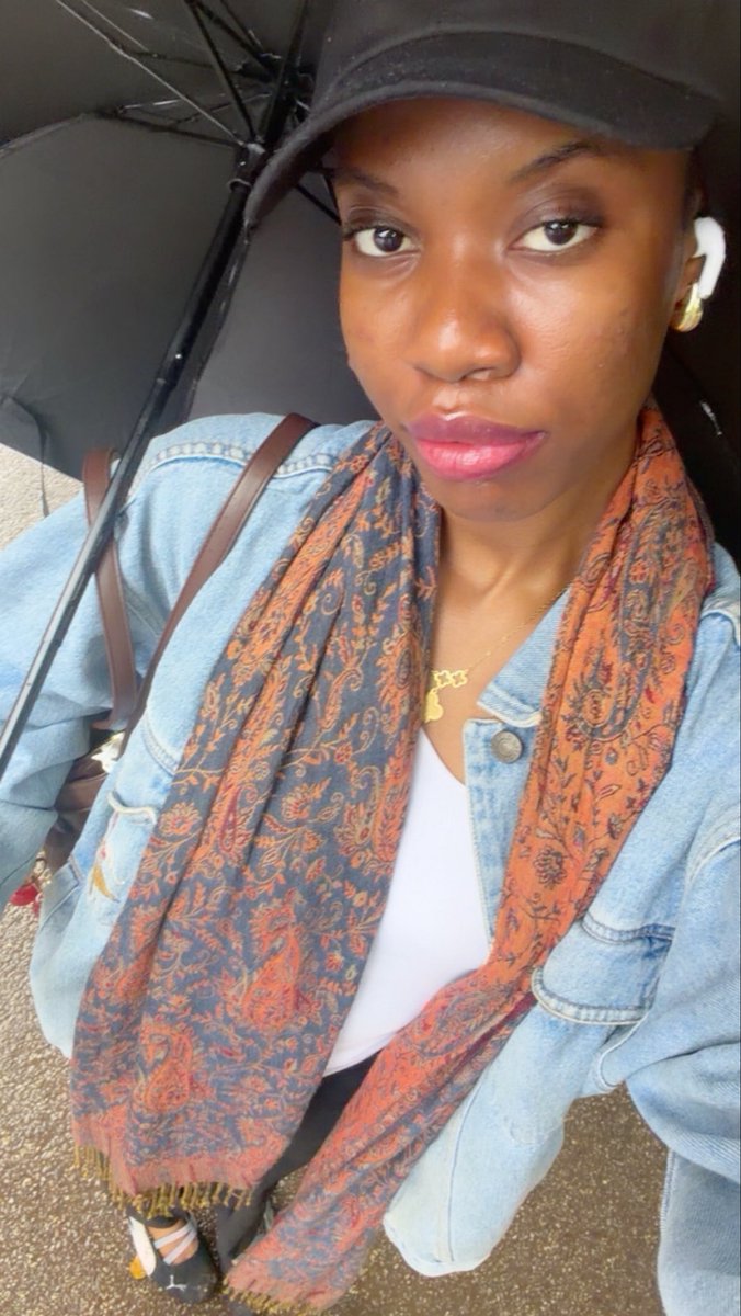fvtumi's tweet photo. 🌧️🌷🤍 https://t.co/g1O4fSbRCd