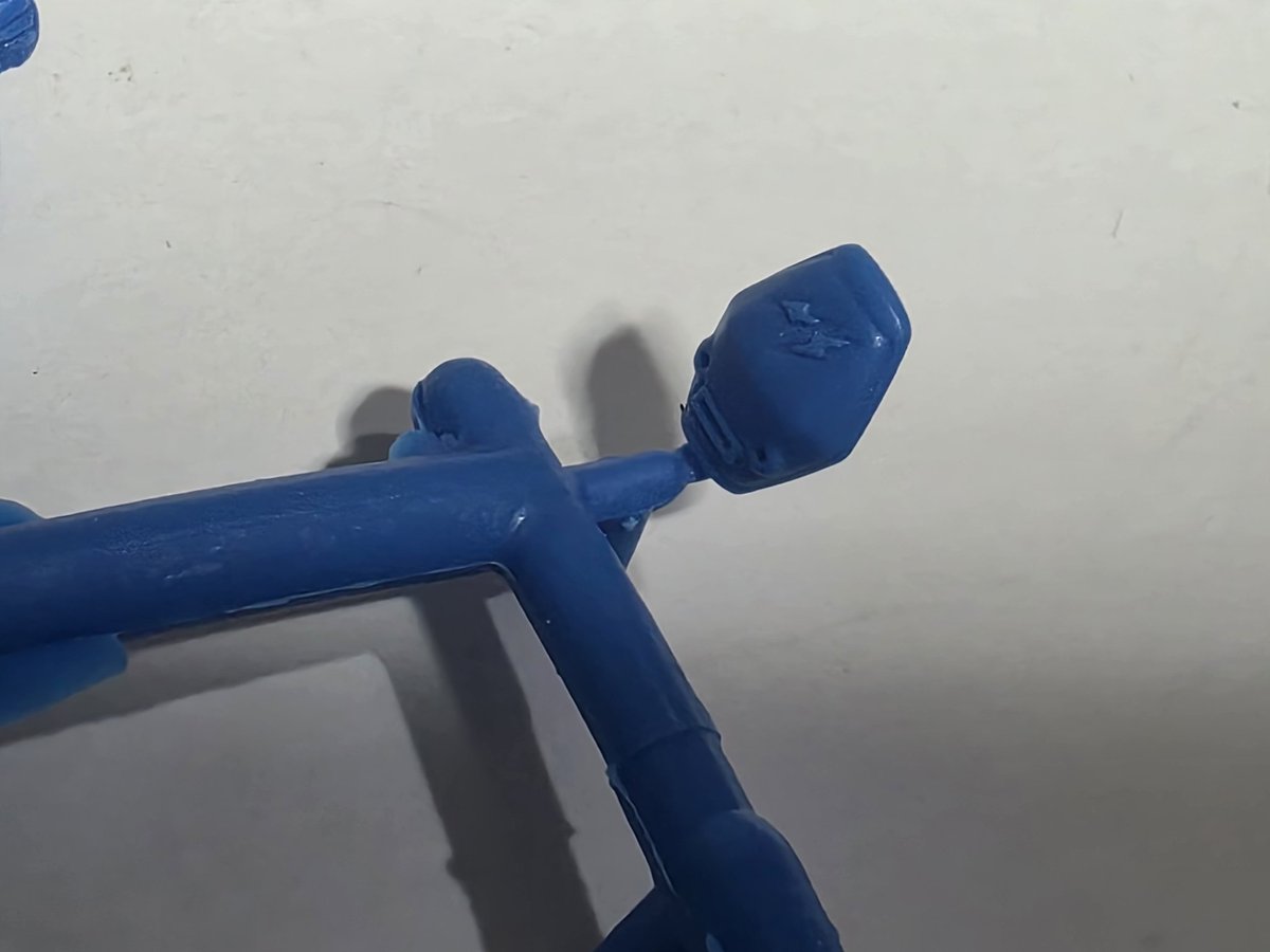 edgar17ch's tweet photo. ガン消しトレードゆる募集に提供品追加
ザウラーウイングガンドラゴン（パーツ揃い美品）、SDR抽プレ切り済み、一部ピン曲がり、復刻ガン消しの工場ランナー。
希望：白彩色四代目(小)、外伝ベストコレクション青クリアA、Bセット
東京、名古屋、大阪手渡し可能です、
日程、レートの相談は気軽にDMください。
#SDガンダム
#ガン消し
#ガン消しトレード