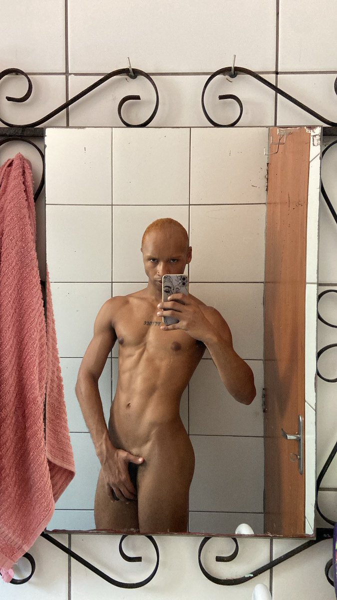 kingm4lik's tweet photo. Bom dia moh 🤎 https://t.co/A2iNqerkTs