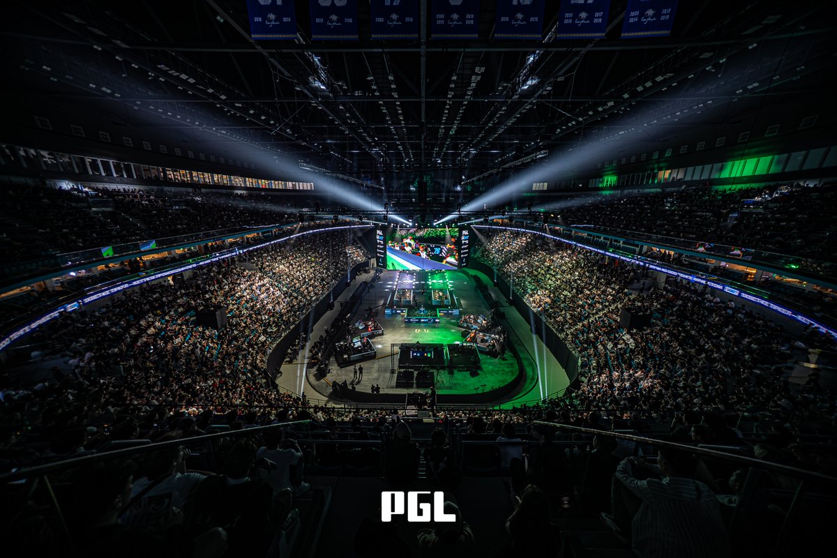 pglesports's tweet photo. 🇰🇿 PGL Astana 2026 just broke the record for the most-watched non-Major CS event in PGL history 📊

📈 1,169,121 peak viewers. 23.4M hours watched. 227 channels. 24 languages 🌍

⬆️ Astana

📰 https://t.co/k0w36qIiQ2

#PGLAstana https://t.co/rrKGKRu48n