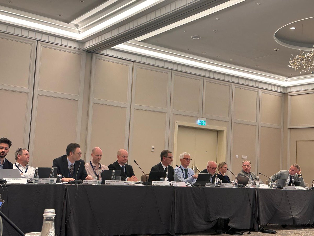 cesfac's tweet photo. 📍 CESFAC participa hoy en el 10º Joint @FEFAC_EU  Board &amp; Directors’ General College Meeting en Bucarest.

Un encuentro estratégico para el sector europeo de alimentación animal y el último presidido por el español Pedro Cordero, vicepresidente de CESFAC. https://t.co/pKiOlzhYdG