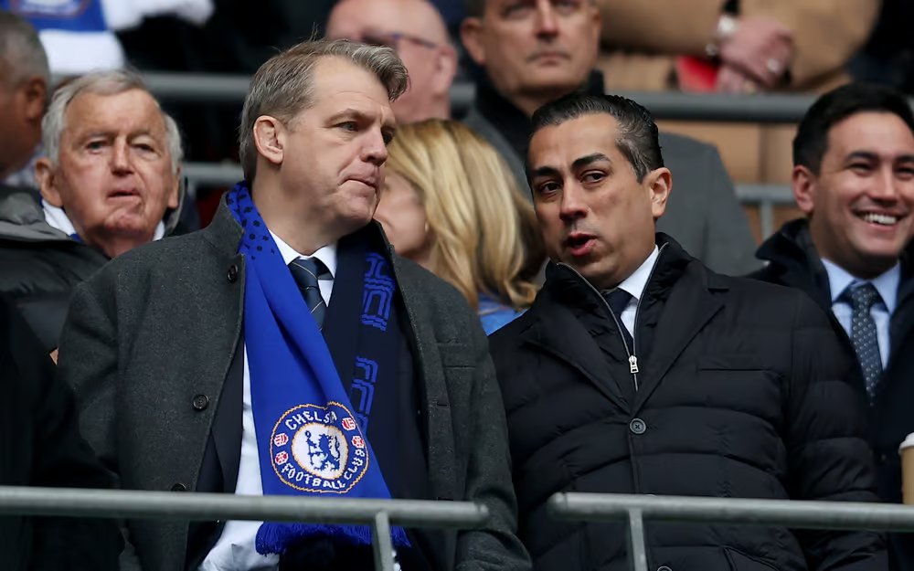 Blue_Footy's tweet photo. 🗣 Wayne Rooney: "I'm going to praise the Chelsea ownership. They are obviously clever people, but I think they've realised they've messed up and now they are trying to fix it. So fair play to them for doing that."

{The Wayne Rooney Show} https://t.co/kh23uX3pSn