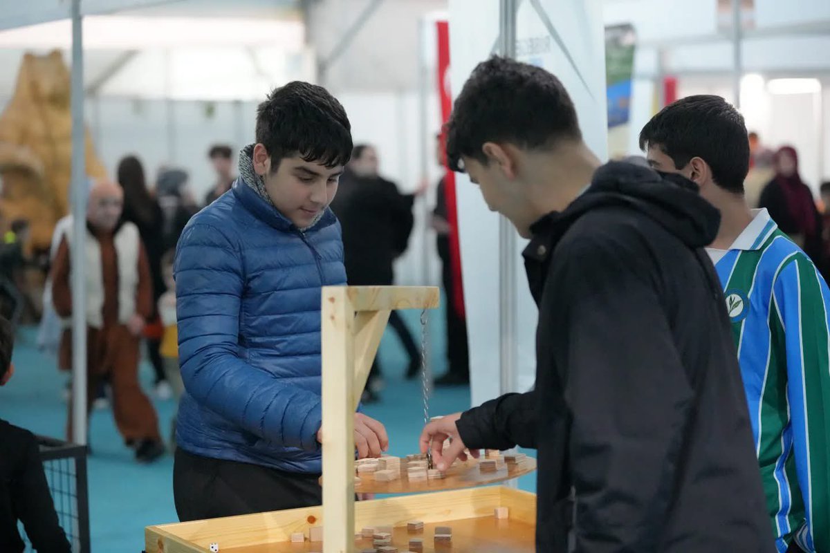 ribegem's tweet photo. 🎉 RİBEGEM 10. Yıl Gençlik Şöleni’nden Gençlerle Dolu Kareler! 🌟 - 2 - https://t.co/MDOtRjP17T