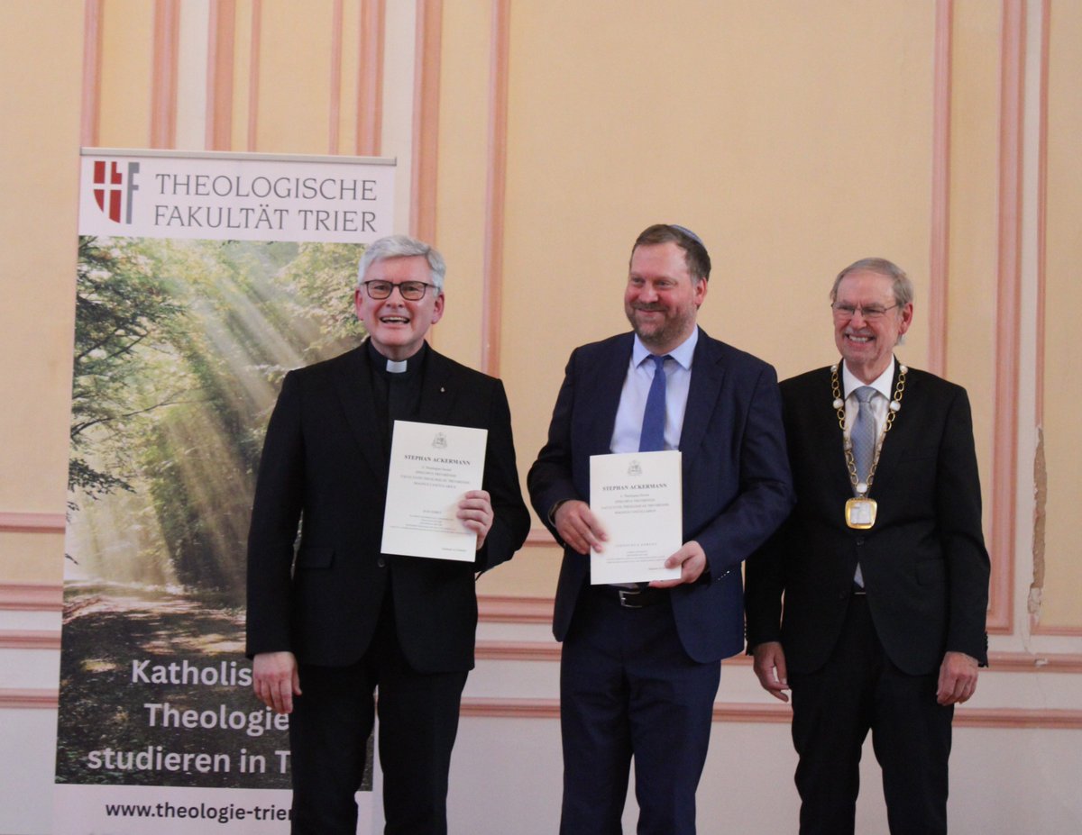 Kathoulesch Kierch Église Catholique à Luxembourg tweet media