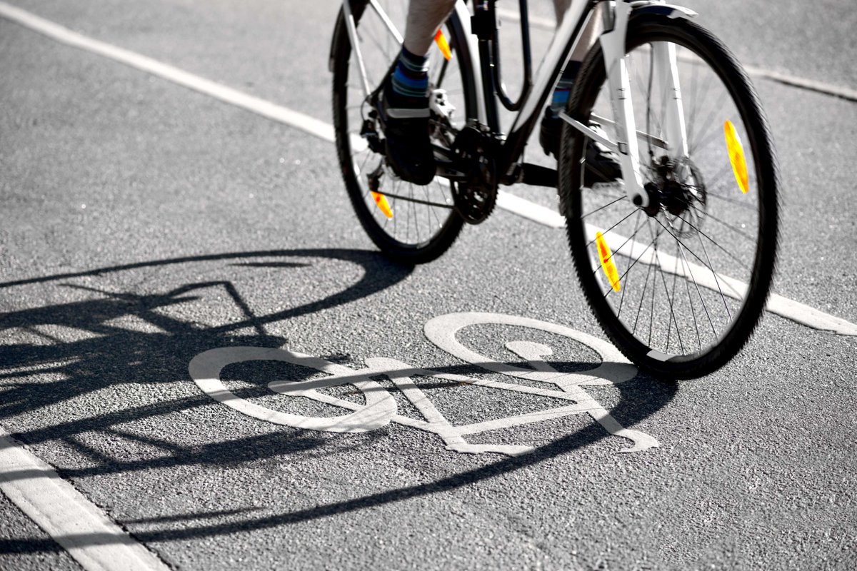 MD_MVA's tweet photo. This is your reminder to please Share The Road with bikes! A little patience can go a long way - let's make sure everyone gets home safe. https://t.co/PmQWFVEJKU