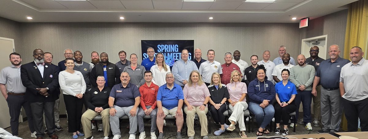 NIAAA9100's tweet photo. Collaboration and leadership were on full display over the weekend! 💼✨

NIAAA members gathered in Atlanta, Georgia, for a highly successful Section 3 Meeting. Regional gatherings are essential for aligning our goals and continuing to champion education-based athletics. https://t.co/OHrBcJRxmz