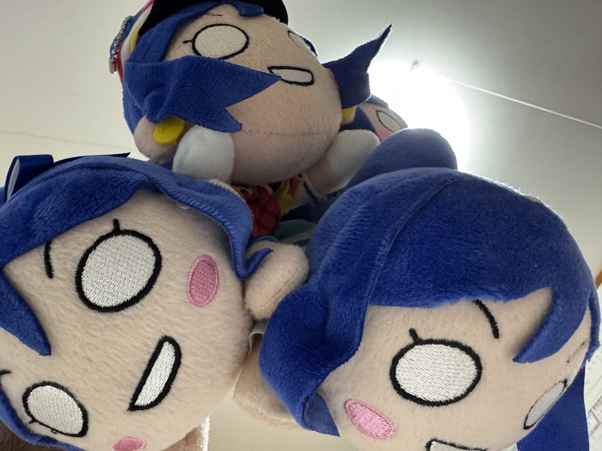 (。•ω•。)﻿ページです•*♬︎ ∬(_c||^ヮ^||ハグしよ ∬(_c||^ヮ^||ハグしよ ∬(_c||^ヮ^||ハグしよ