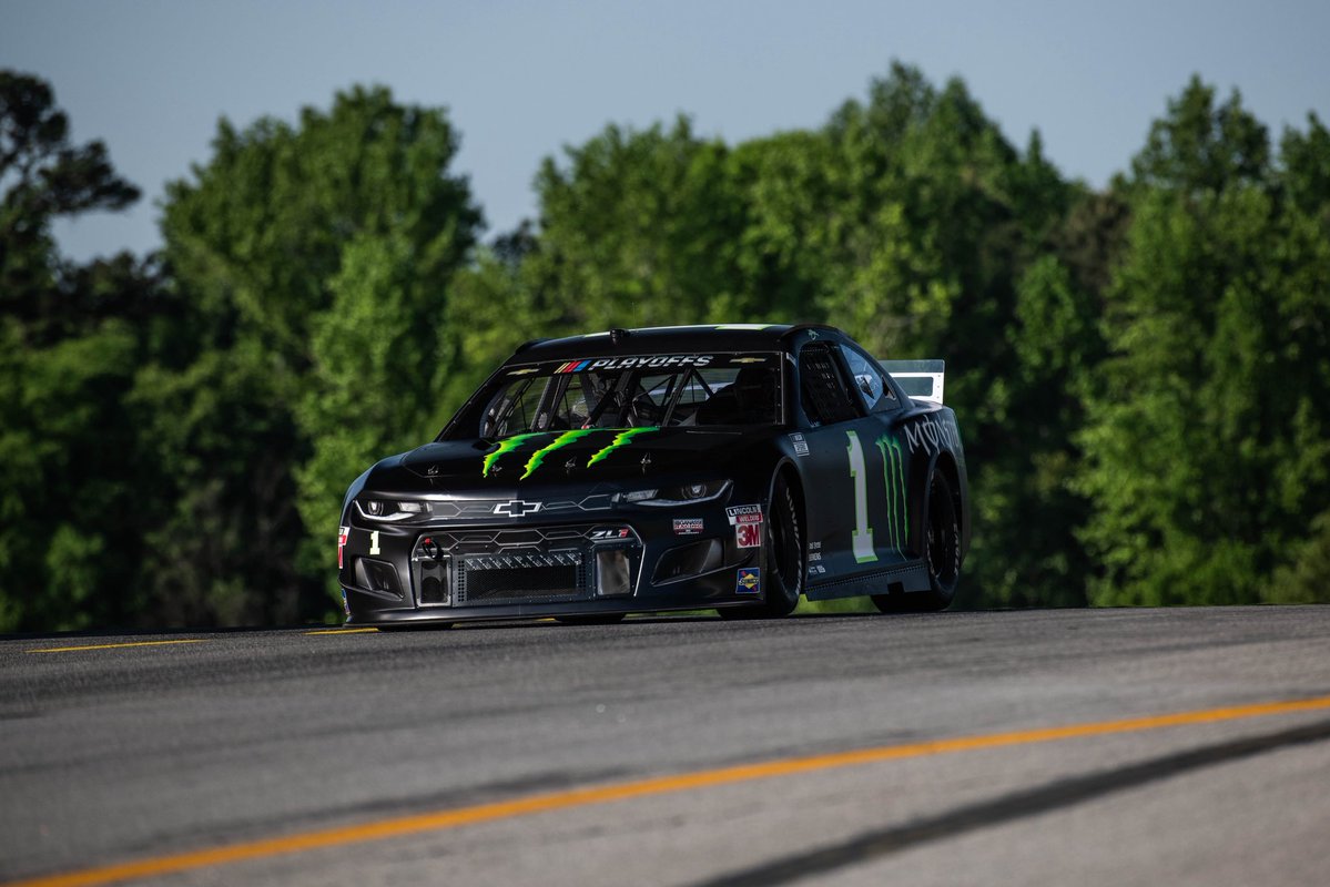 Kurt Busch tweet media