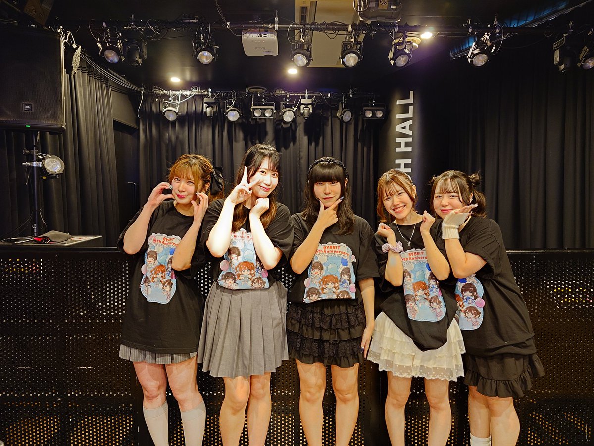 pan_nek's tweet photo. 2日連続で単独2本楽しかったです https://t.co/oHGrt8Zz2C