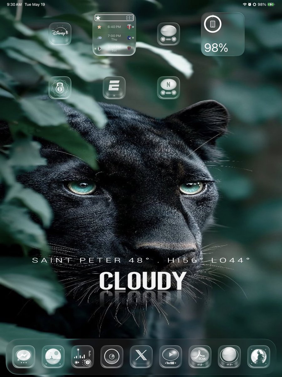 austynjohnson26's tweet photo. Moody setup ✨🌧️
#ShowLive by @seankly
Themes by @daddykool666 and @Zooropalg
Walls by @Deep_Screens
Icons are Blue Top4z by @MyLoveJewels
Widgets by @apple @shazam @WaterMinder_app @darknoiseapp and Lokman Salikoon.
Hope it brings some calm ✨🌧️ https://t.co/lvI15P6uVp