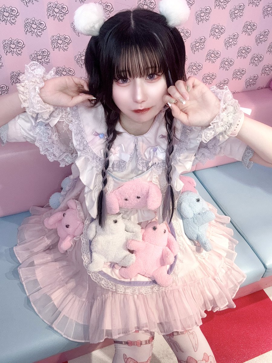 BarSyrup's tweet photo. 🍬5月20日（水曜日）出勤キャスト🍬
🍬18時オープン🍬

18-L　めるたるな @suitter36_kyun 
18-L　紫心琉はぎい @hug_ciel_huggy 
18-L　すとにゃん @strider4d 

🍬キャスト募集中！ https://t.co/GzJ0crLGwv