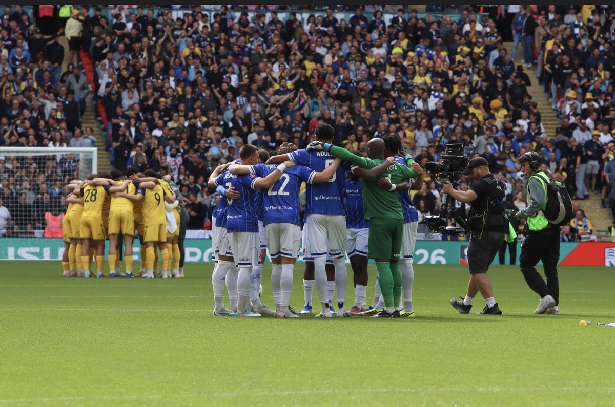 Payney890's tweet photo. Opportunity of a lifetime in front of over 43,000 people at Wembley Stadium 🏟️ 

Gutted we couldn’t get it over the line for everyone that turned out but the boys were different class on the day and should be proud of the season they’ve had 💙 https://t.co/5VMn4PUsHr