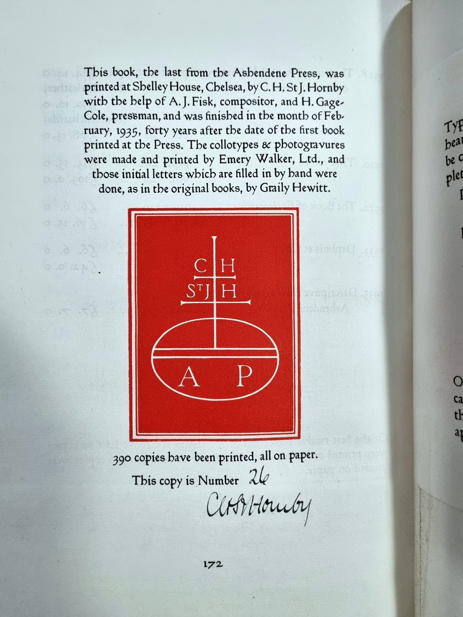 The Signet Library tweet media
