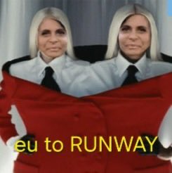 Dan viu a Gaga tweet media